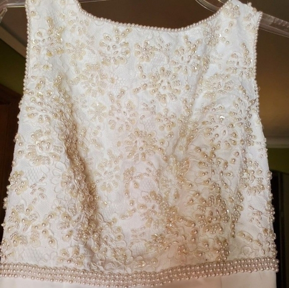 Alfred Angelo Wedding Dress - Picture 3 of 10